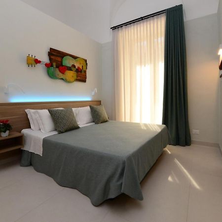 Dimora Del Cuore Guest House In Centro Vieste Buitenkant foto