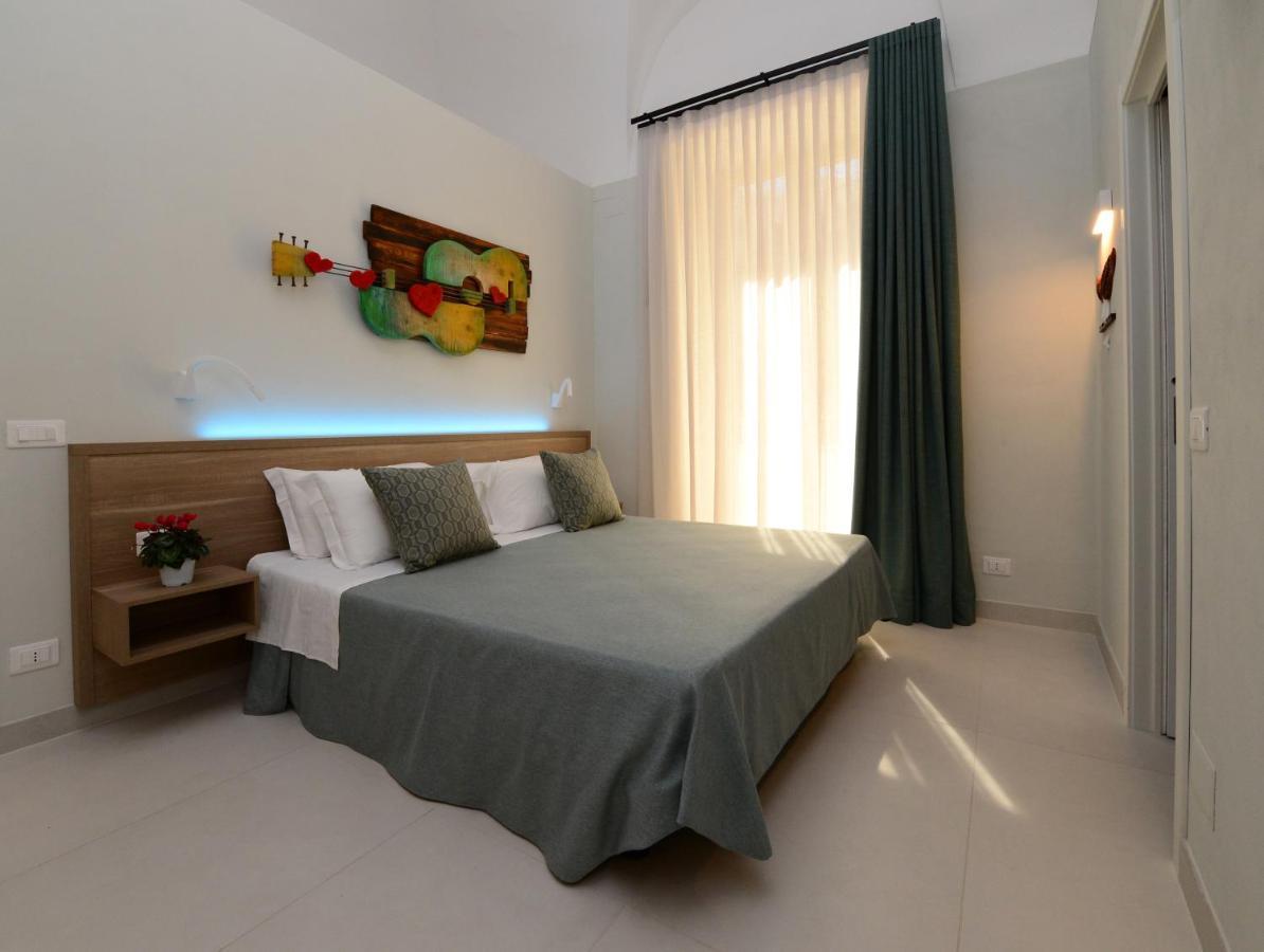 Dimora Del Cuore Guest House In Centro Vieste Buitenkant foto